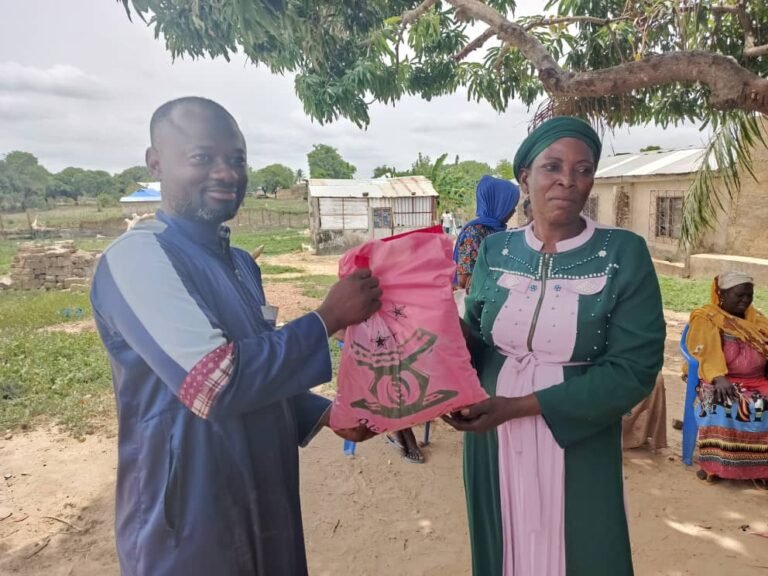 Assembly Man for Kawuribi Electoral Area Assembly Man In The Sawla/Tuna/Kalba District Donates Food Items To Communtiy Members