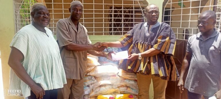 John Mahama Donates Food Items To Support Yagbonwura’s 1st Anniversary
