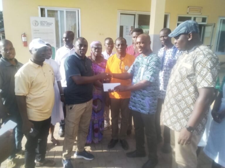 Abu Jinapor Donates $10,000 To Damongo St. Anne’s Hospital