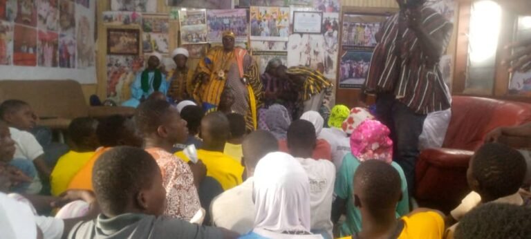 Education for Change Team Pays Courtesy Call on Inner City Tribal Chiefs’ President
